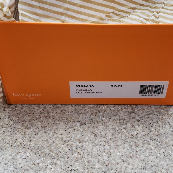 Kate Spade New York Priscilla Pump - Picture 6 of 11